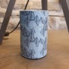 cilindervormige doos van washi-papier met blauw bladmotief voor Ryokucha thee