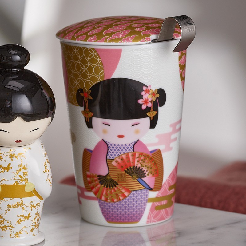 Porcelain infuser mug with geisha decoration with lid and stainless steel infuser floral pattern and pink and golden fans