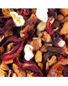 Winterkräutertee-Mischung mit Hibiskus, Orangenschalen, Nelken und Apfelstücken
