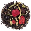 zwarte theemengsel bladeren rood fruit en gedroogde bessen voor aromatische infusie