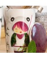 Tisanière panda avec illustration personnage et motifs bambou et couvercle décoré spirales rouges