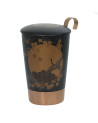 Tisanière noire Komorebi avec motif oiseau et fleurs dorées et base en métal cuivré