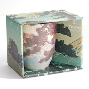 Keramische mok vintage motief berg Fuji met bomen en bergen in versierde doos