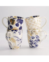 Geschenkset mit vier Porzellantassen, Blumenmuster und Vögel in Marineblau und Gold