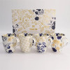 Geschenkset vier Flora Japonica mokken bloemenmotieven en gouden versieringen met decoratieve doos Tokyo Design Studio