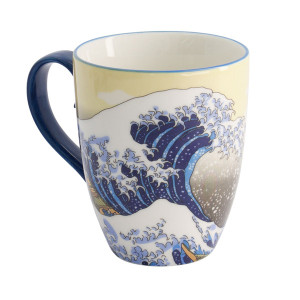 Keramische mok met golfmotief geïnspireerd op de Japanse prent van Hokusai capaciteit 380 ml blauw handvat