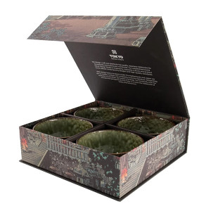 Coffret quatre bols verts en céramique finition brillante motif japonais traditionnel