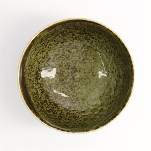 Grüne Keramikschale mit fleckiger Glasur und glänzender Oberfläche aus dem Shinryoku Schalen-Set