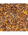 lose Rooibos-Blätter in natürlicher Form, rotbraune Farbe