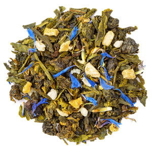 Oolong-Tee-Mischung mit Pfirsich und Vanille, Blütenblättern und Stücken getrockneter Früchte