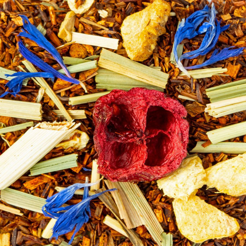 mélange rooibos canneberge gingembre avec fleurs bleues et morceaux d agrumes