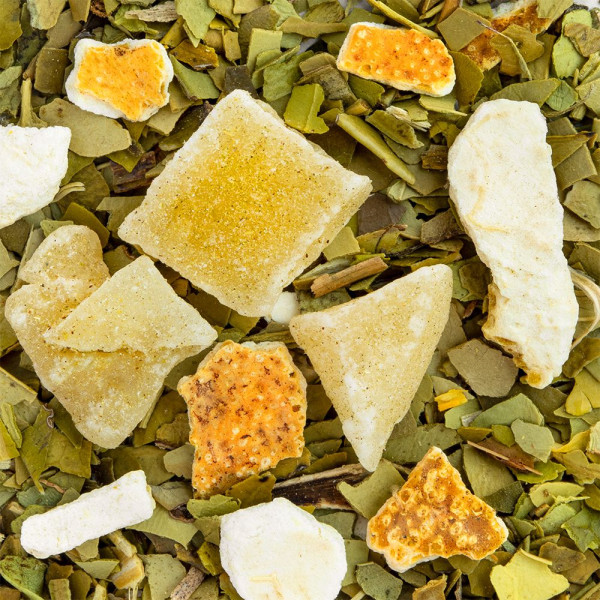 foglie di mate mango-guava con pezzi di frutta secca e scorze di agrumi