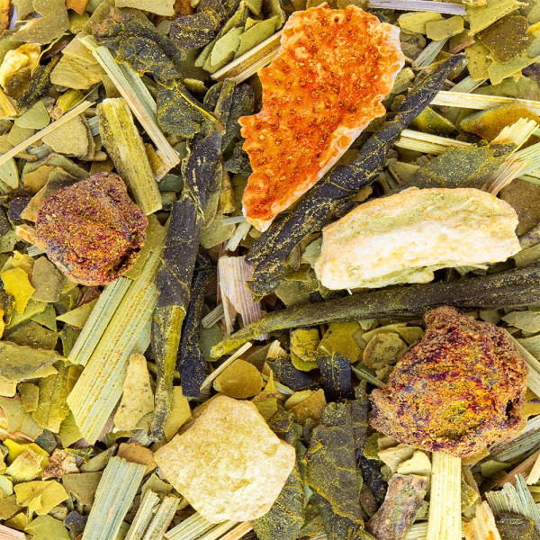 blend of green mate leaves and dried fruit pieces for energizing fruity infusion