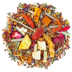 Mischung aus Rooibos mit Stücken getrockneter Früchte und Kräutern für die Afrikanische Reise-Infusion