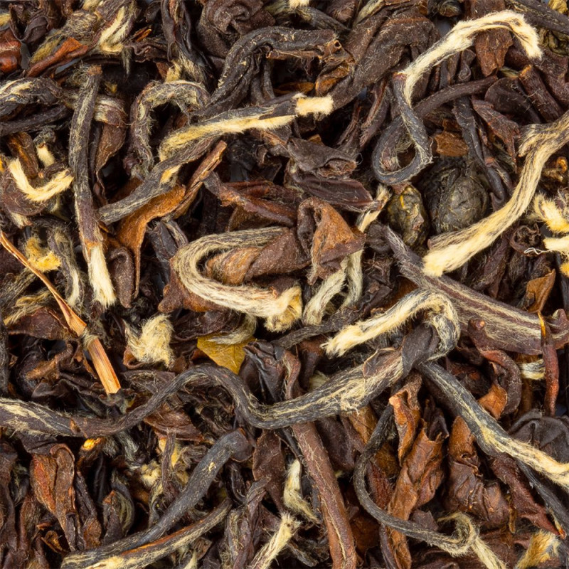 Feuilles de thé Oolong Oriental Beauty Superior aux nuances brunes et blanches fines