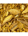 Stücke getrockneter Ingwer zum Aufgießen oder Kochen in Gelb- und Brauntönen