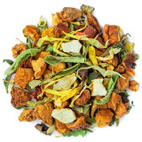 avondinfusiemengsel met stukjes fruit bloemen en gedroogde bladeren voor kalmerende kruidenthee