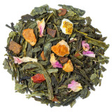 Mengsel van groene thee bladeren vanille kaneel stukjes specerijen en bloembladen