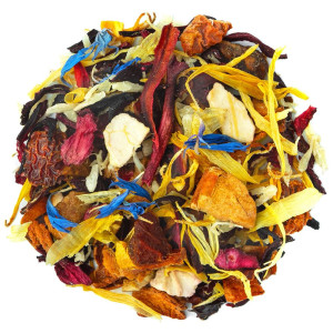 kruidentheemengsel met gedroogde bloemen fruitstukjes en gekleurde bloemblaadjes voor exotische infusie