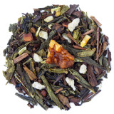 Mengsel van groene thee met stukjes geroosterde noten citrusschillen en kruiden