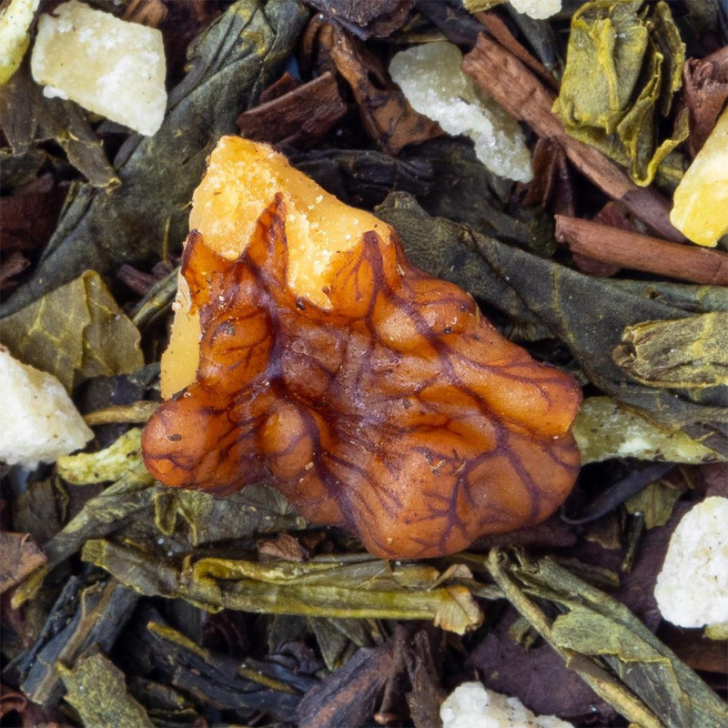 Tè verde con pezzi di noci tostate e foglie di tè verde Thés et Traditions