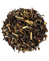 Blätter des schwarzen Darjeeling FTGFOP 1 Spring Valley mit braunen und grünen Nuancen