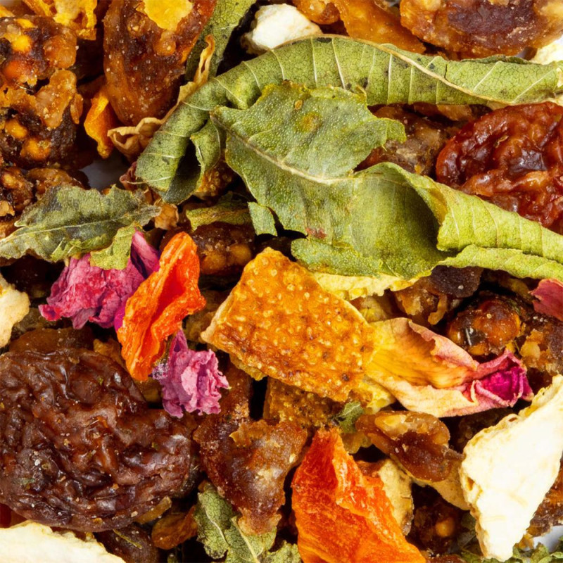 mélange de feuilles séchées fleurs et fruits pour tisane Jardin des Mirages Bio Thés & Traditions