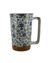 Tazza in ceramica con motivo a fiori blu e grigi con manico e base marroni stile giapponese