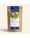 Wiederverschließbarer Kraftpapierbeutel mit Mate Stimulant, Etikett in Marineblau und Gold von Thés & Traditions, Sichtfenster z