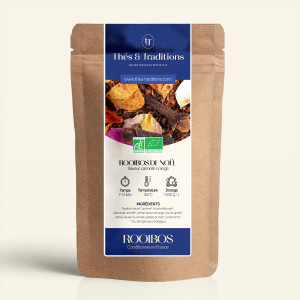 Nachfüllbarer Kraftpapierbeutel mit Weihnachts-Rooibos, dunkelblauem und goldenem Etikett von Thés & Traditions, Fenster zum Seh
