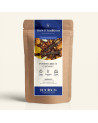 Wiederverschließbarer Kraftpapierbeutel mit Rooibos Apfel Geröstet Zimt, Etikett in Dunkelblau und Gold von Thés & Traditions, S