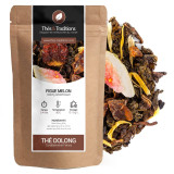 Oolong thee vijg-meloen in kraftzak met theebladeren en stukjes gedroogd fruit