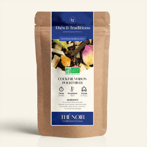 Wiederverschließbarer Kraftpapierbeutel mit Schwarztee Cocktail Maison pour l'Hiver, dunkelblau-goldenes Etikett von Thés & Trad