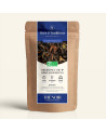Nachfüllbarer Kraftpapierbeutel mit Schwarztee Darjeeling FTGFOP 1 First Flush Blend, Etikett in Marineblau und Gold von Thés & 