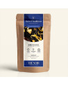 Verschließbarer Kraftpapierbeutel mit Schwarztee Aprikose Fruity, dunkelblau-goldenes Etikett Thés & Traditions, Fenster mit Sic