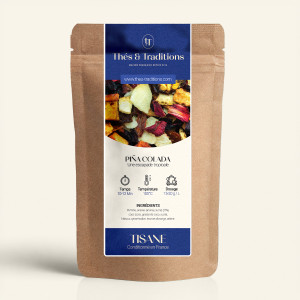 Verschließbarer Kraftpapierbeutel mit Kräutertee Piña Colada, dunkelblauem und goldenem Etikett von Thés & Traditions, Fenster z