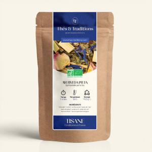 Verschließbarer Kraftpapierbeutel mit Kräutertee Ayurveda Pitta, Etikett in Marineblau und Gold von Thés & Traditions, Fenster z