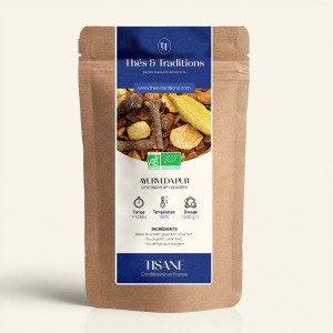 Wiederverschließbarer Kraftbeutel mit Ayurveda Pur Kräutertee, Etikett in Marineblau und Gold von Thés & Traditions, Sichtfenste