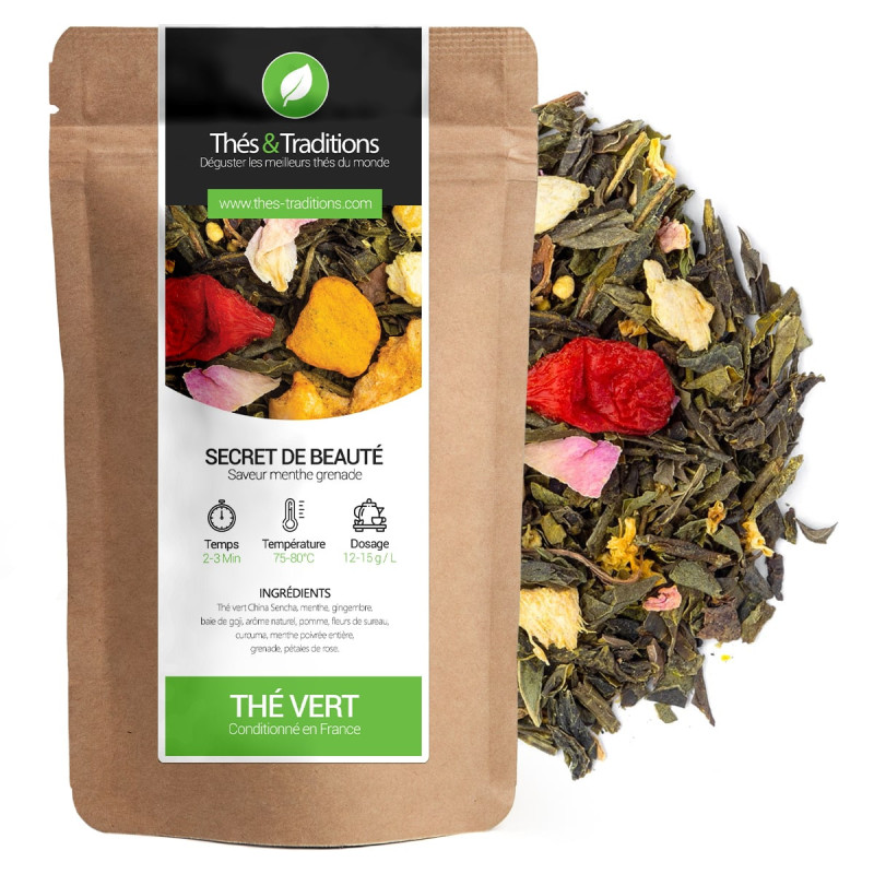 Thé vert secret de beauté Thés & Traditions sachet kraft et feuilles de thé aux fleurs et fruits rouges