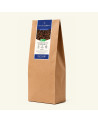 Großer Kraftpapierbeutel mit losem Schwarztee Assam BOP Second Flush Rembeng im Kilo-Format, dunkelblau Etikettierung Thés & Tra