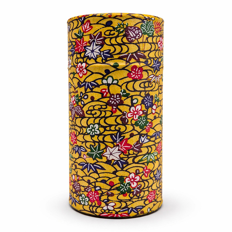Gelbe zylindrische Dose mit traditionellem japanischem Blumenmuster für Tee von Thés & Traditions