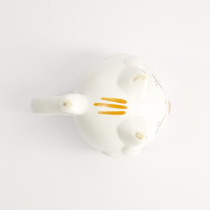 Witte Maneki Neko mok 35 cl met gouden oren en snorrharen bovenaanzicht