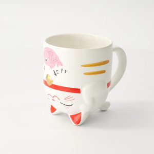 Witte keramische mok met Maneki Neko kat motief met roze vis en rode en gouden details 35 cl