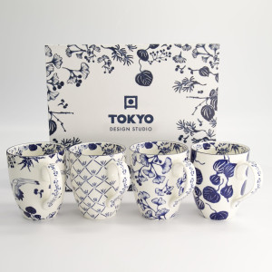 Geschenkset mit vier Porzellantassen im japanischen Stil, blaue Blumenmuster, 38cl
