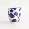 Tasse en porcelaine blanche décorée de feuilles de lierre bleu style japonais 17 cl