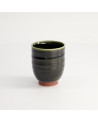 Tazza Yunomi Oribe in ceramica verde con base in terracotta per tè giapponese