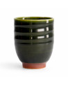Tazza in ceramica verde stile Yunomi Oribe con base in terracotta rossa