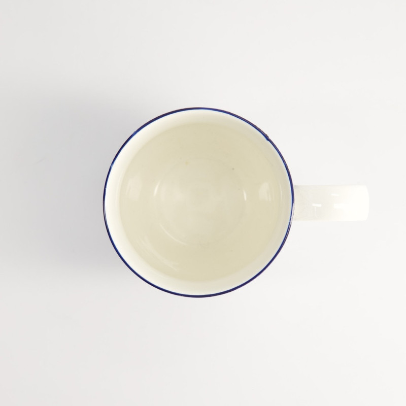 Tazza bianca con contorno blu e manico dritto design Nippon Blue Star