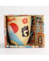 Tazza in ceramica decorazione giapponese con maneki neko monte Fuji e fiori 380 ml