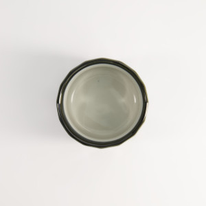 Tazza Midori 30 cl in ceramica con bordo nero vista dall'alto